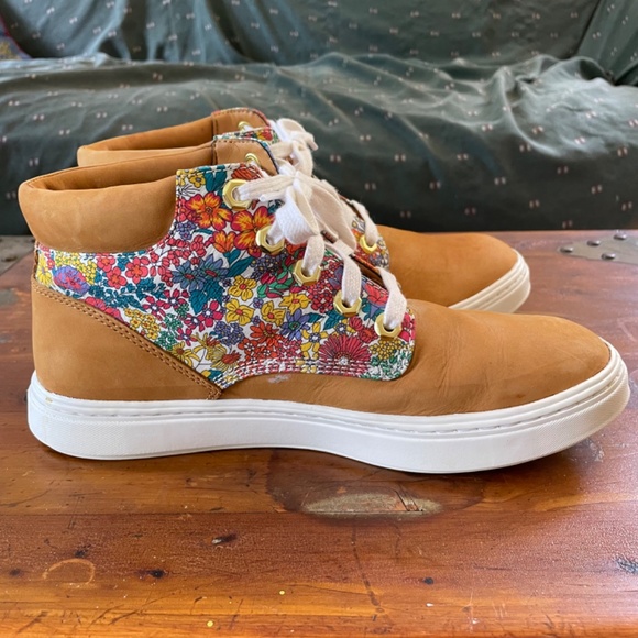 Timberland x Liberty of London Bria Wheat Nubuk Sneakers Women's Size 8.5 - Picture 12 of 14